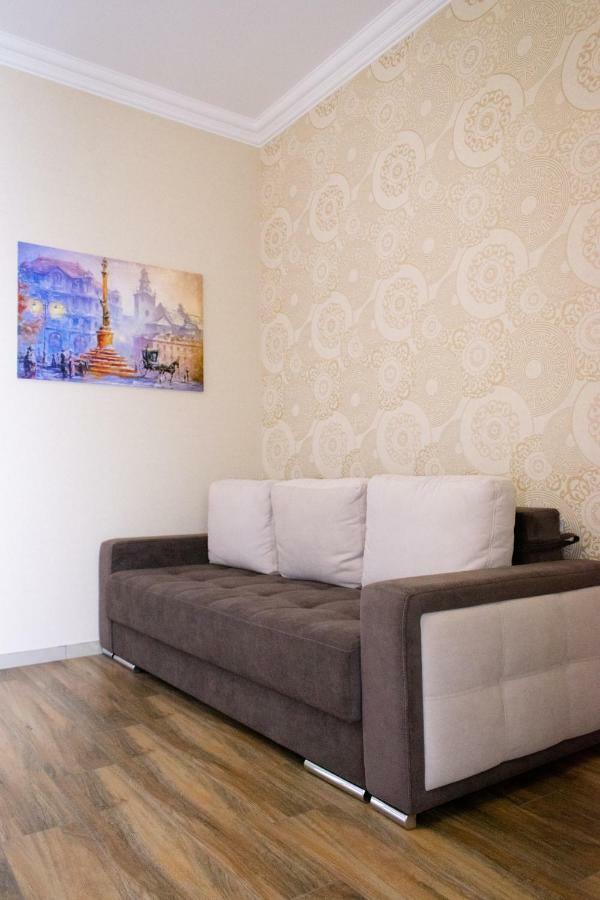 Apartment Barvy Lvova On Kostyushka St Exterior foto